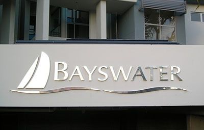 Chữ inox b&oacute;ng kh&ocirc;ng đ&egrave;n gắn tường